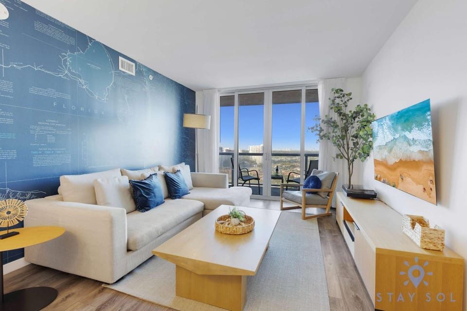 Modern Stylish 2BR with Balcony Apartment in Hallandale Beach