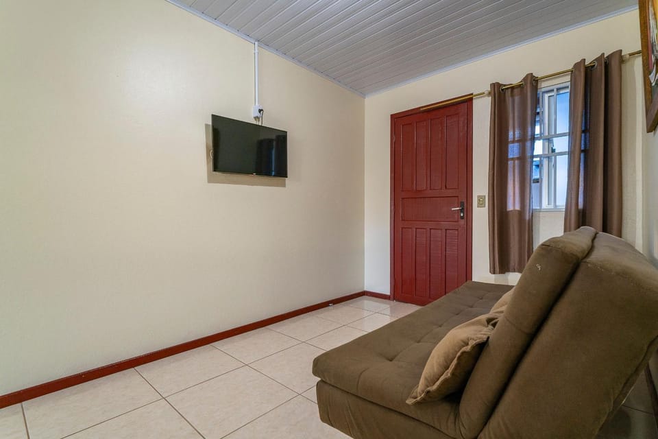 #20-T - (Refúgio e Mar) Hospedagem em Canto Grande, Bombinhas House in Bombinhas
