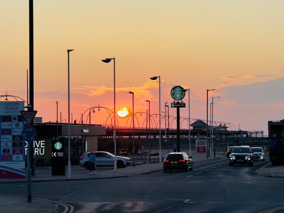 Lethbridge Villa 49 Apartment 3 Super Fibre WiFi, Free parking Apartment in Southport