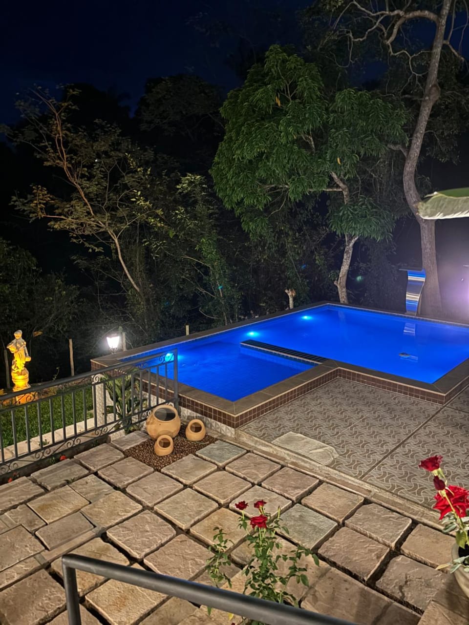 Night, Pool view