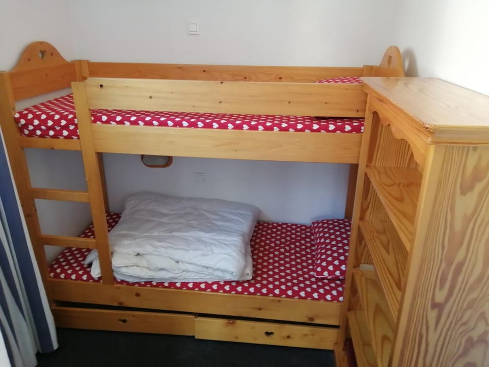 Bed, Bedroom, bunk bed, furniture