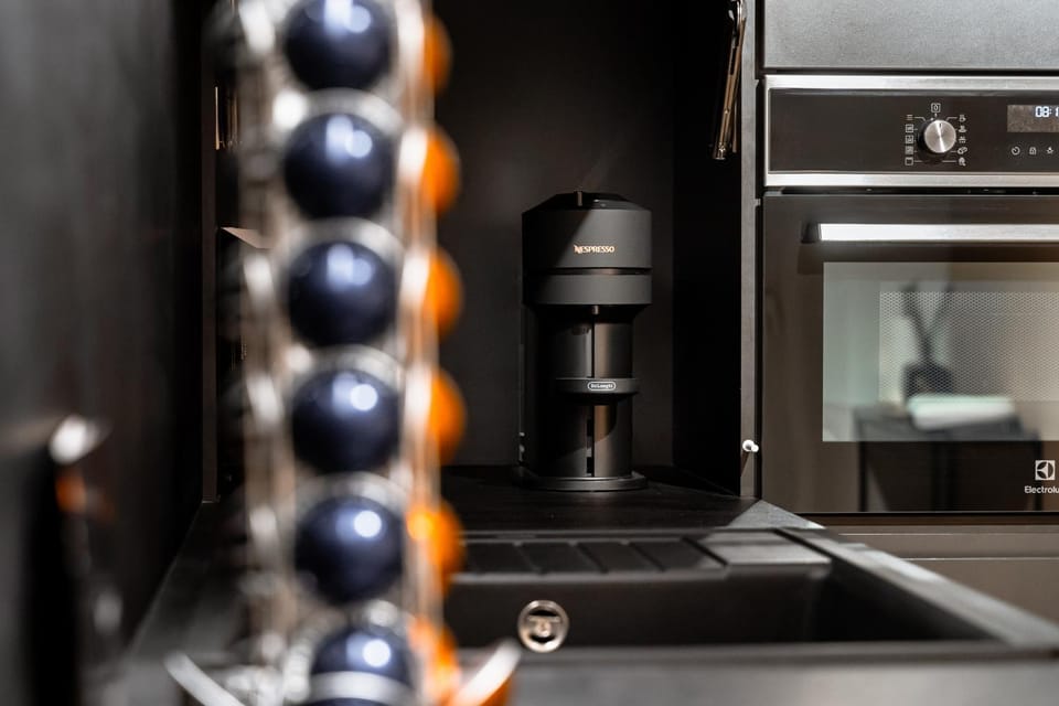 Coffee/tea facilities, kitchen