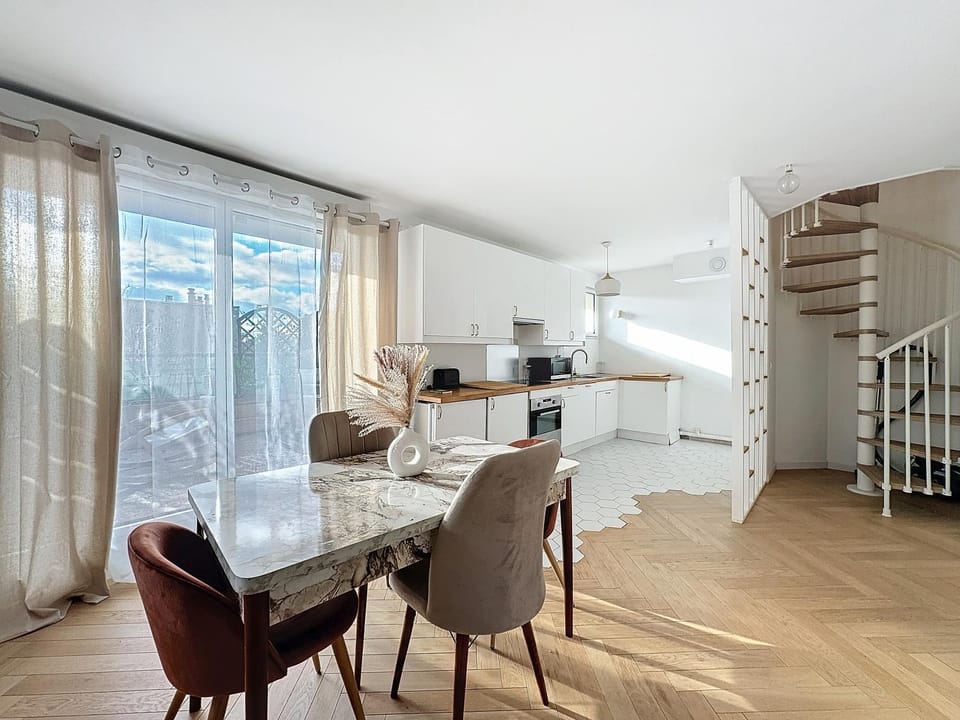 Apt 6p-Standing RER Paris 15 min Apartment in Saint-Maur-des-Fossés