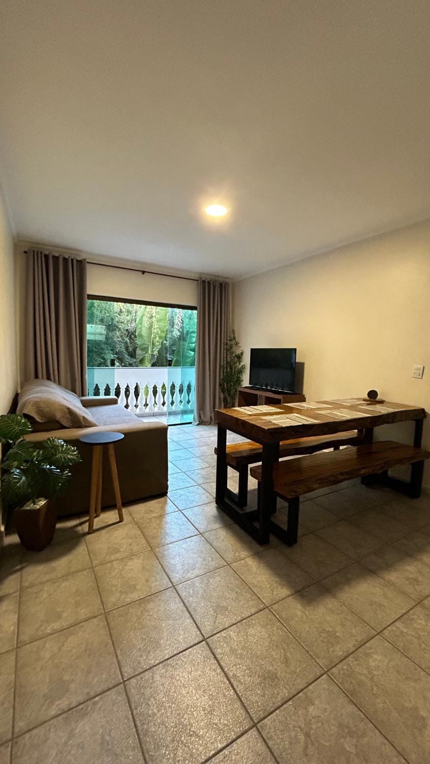 Apartamento com piscina Cond Itaguá Apartment in Ubatuba