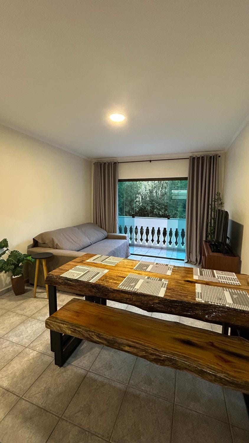 Apartamento com piscina Cond Itaguá Apartment in Ubatuba