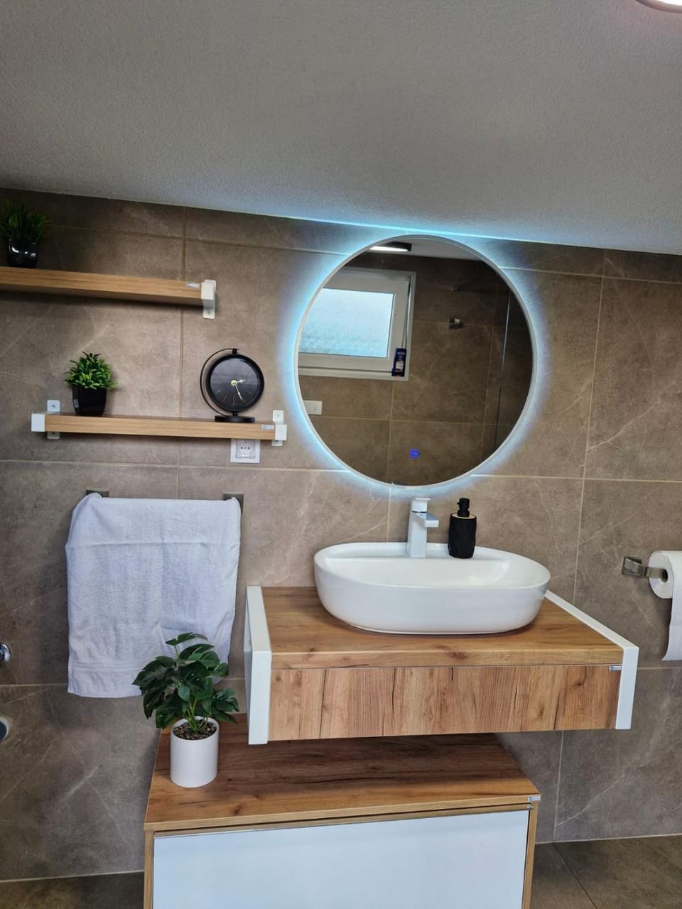 Diamond House Rent -vikendica sa privatnim bazenom House in Vojvodina