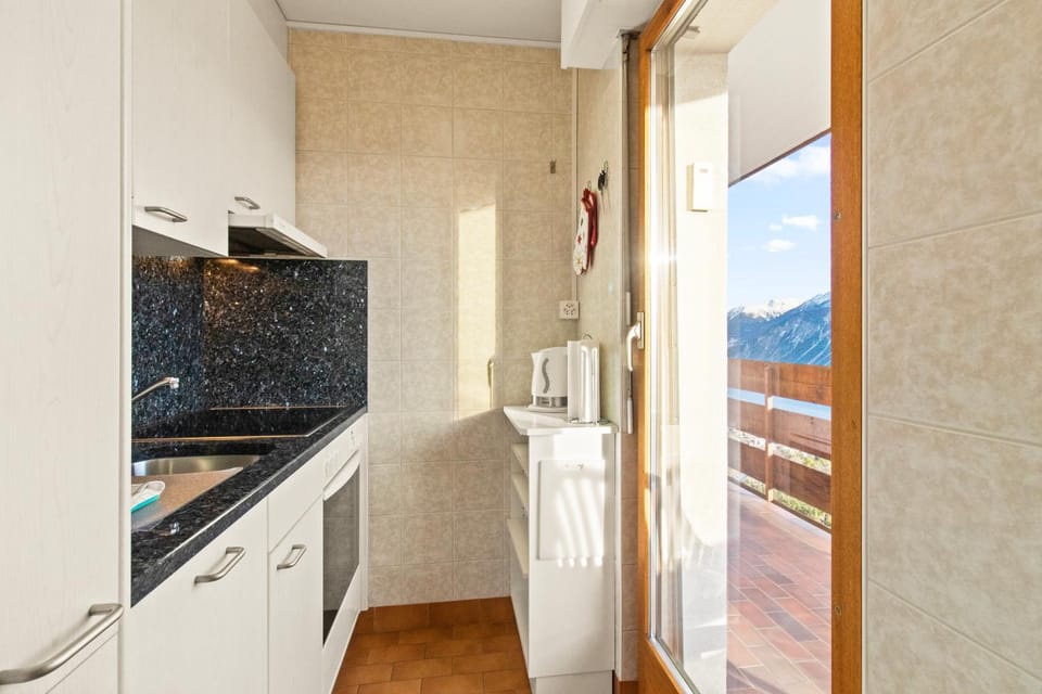 Natural landscape, Kitchen or kitchenette, Mountain view