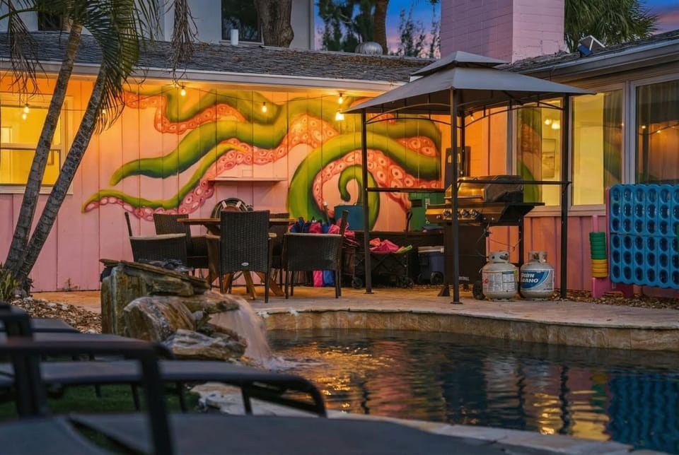 BBQ facilities, Seating area, Swimming pool