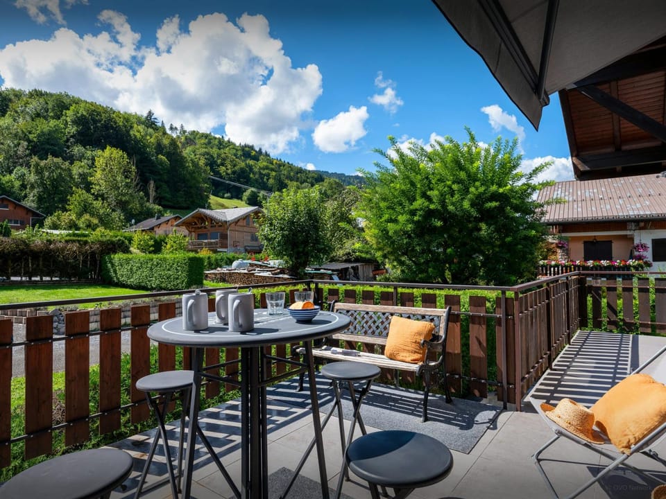 Day, Natural landscape, Summer, View (from property/room), Balcony/Terrace, Mountain view