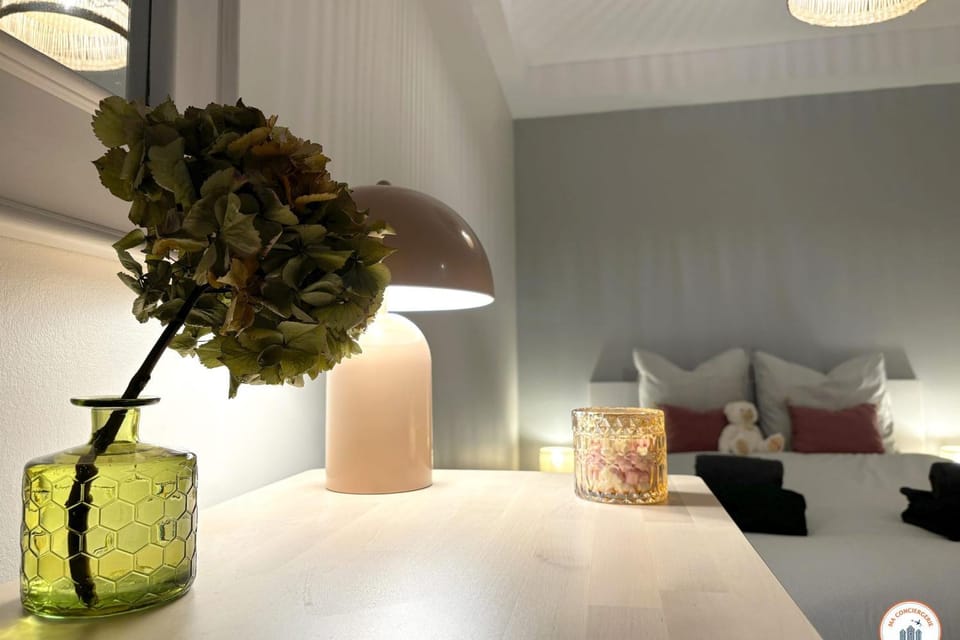 Decorative detail, Bedroom