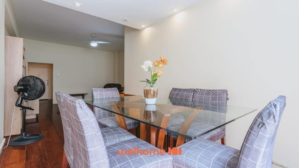 Apartamento no RJ a 350m da Praia de Copacabana Apartment in Rio de Janeiro