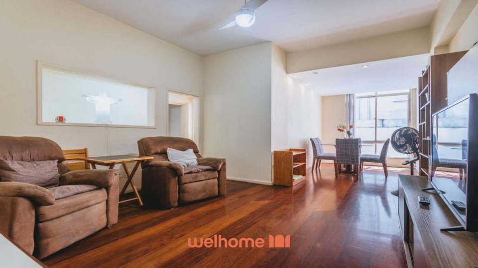 Apartamento no RJ a 350m da Praia de Copacabana Apartment in Rio de Janeiro