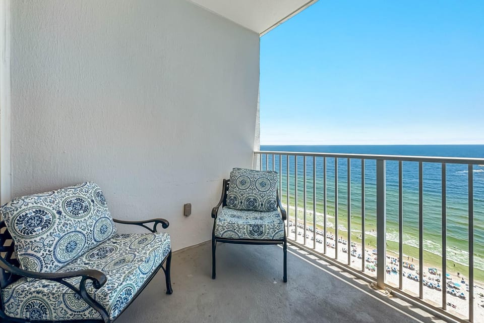 Lighthouse Unit 1810 House in Gulf Shores