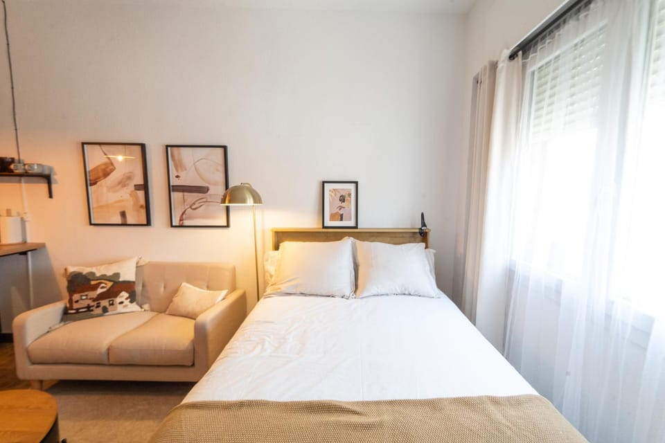 Bed, Bedroom