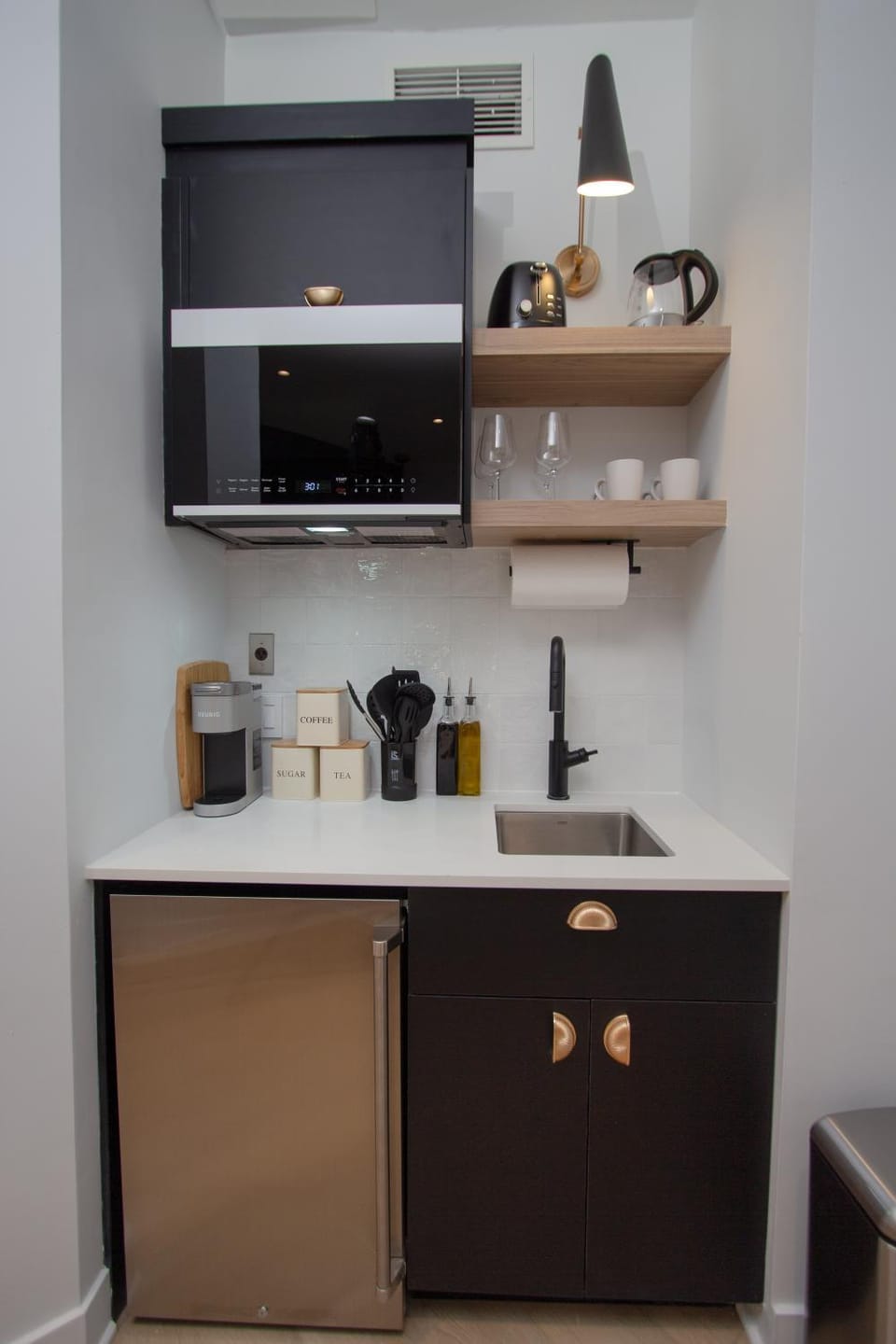 Kitchen or kitchenette