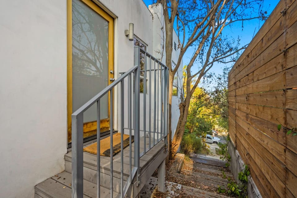 Peaceful Tranquility w Nature House in Eagle Rock