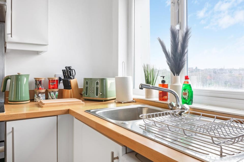 Coffee/tea facilities, Kitchen or kitchenette