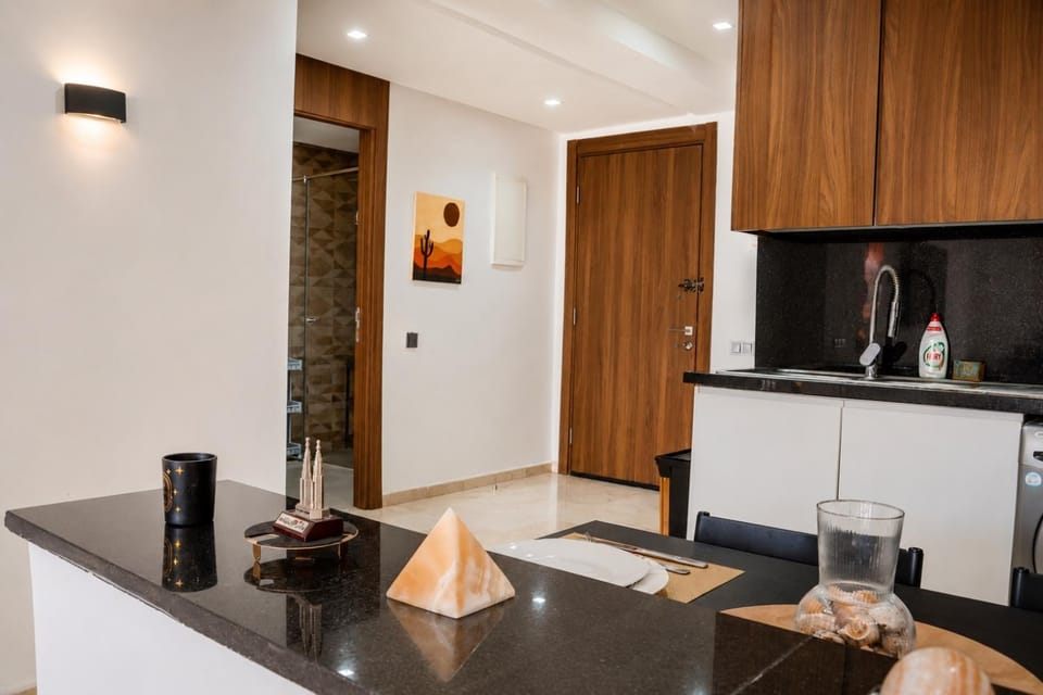 Superb apartment in the heart of city with POOL Apartment in Marrakesh
