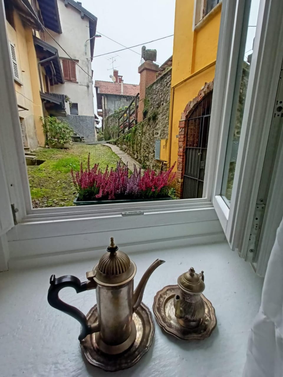 Inner courtyard view