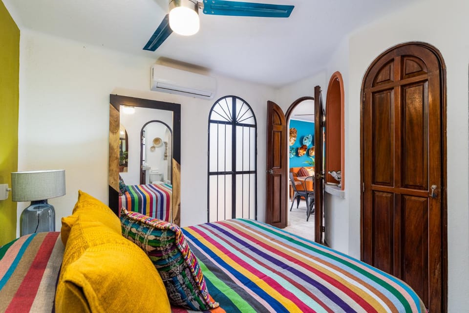 Bed, Bedroom, air conditioner