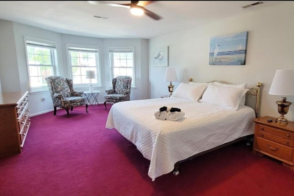 Tranquil Gardens Cape May Private Beach Steps Away House in Lower Township