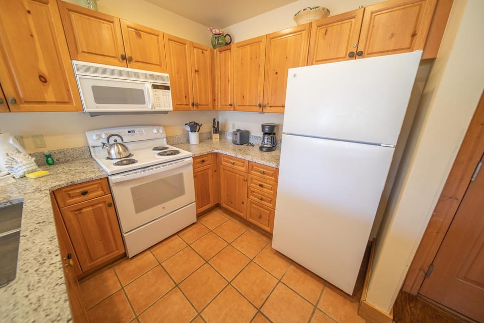 Expedition Station 8616 by SummitCove Lodging in Colorado House in Keystone