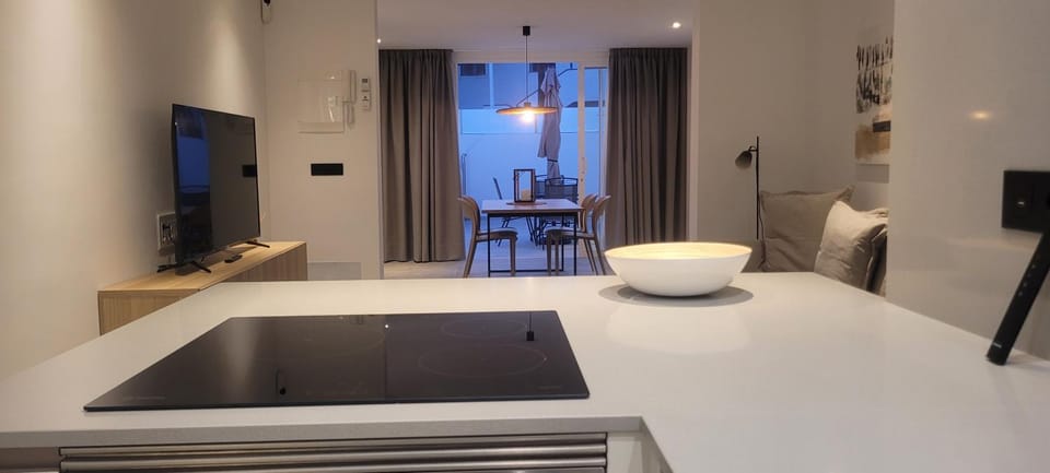 Kitchen or kitchenette, Living room