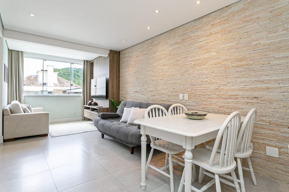 WI-FI 500MB | 300m from Jurerê Beach #JA35 Apartment in Florianopolis