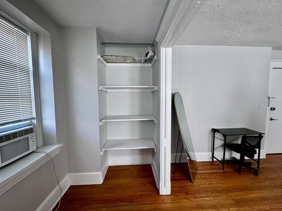 Serene Nordic Escape Close to Yale Apartment in West Haven