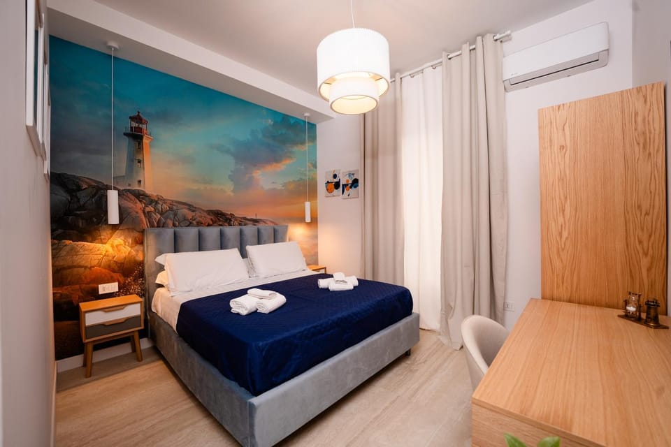 Bed, Photo of the whole room, Bedroom, towels, wardrobe