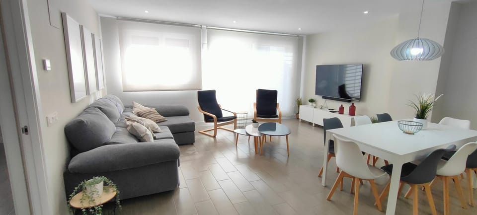 TV and multimedia, Living room, Dining area