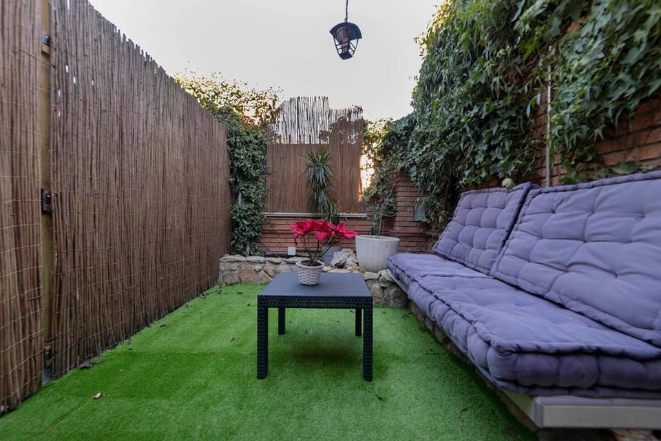 Patio, Garden, Garden view