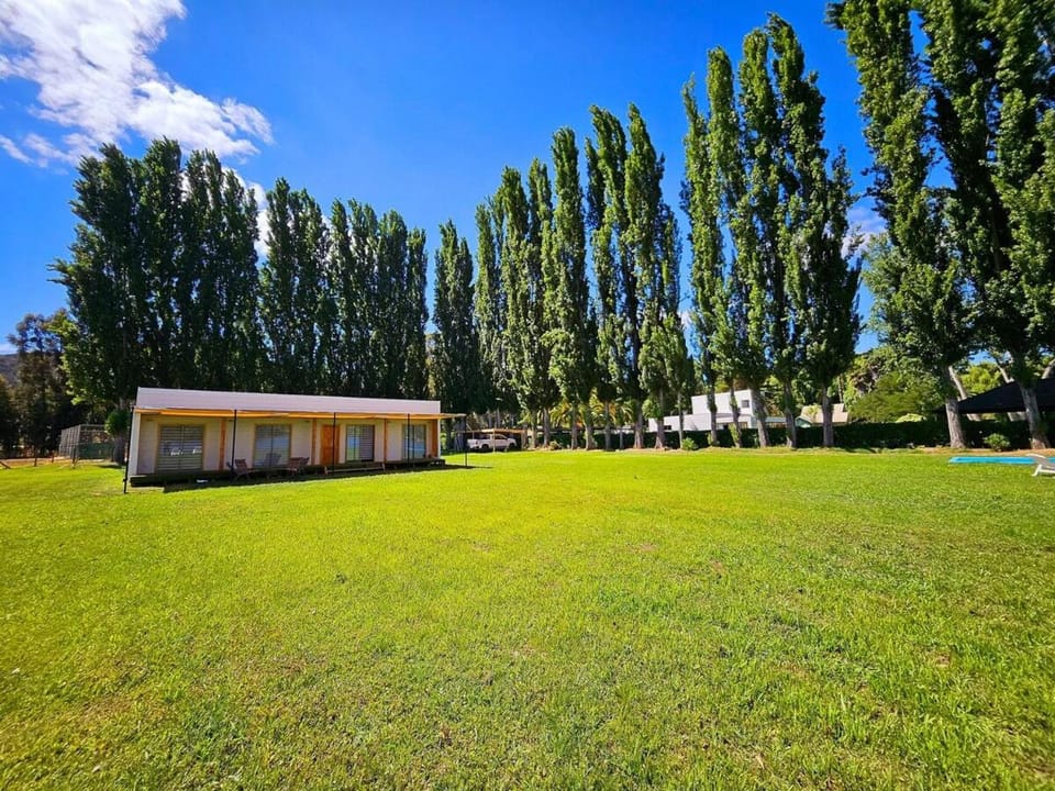 Cozy House Facing Lake Rapel House in O'Higgins, Chile