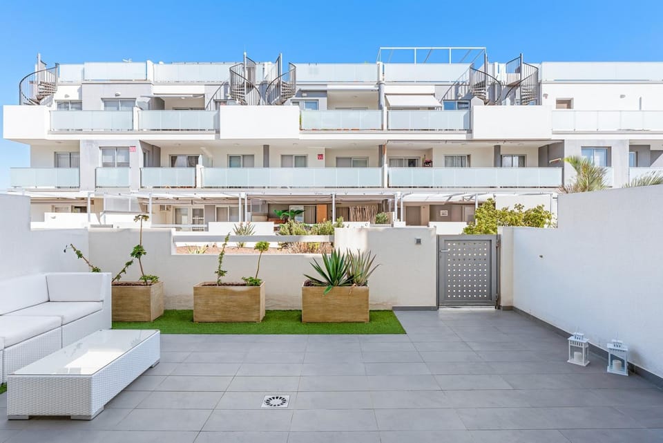 Patio, Balcony/Terrace
