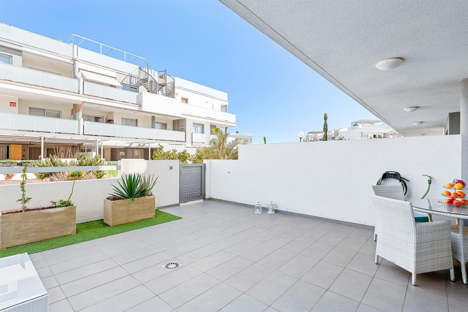 Patio, Balcony/Terrace