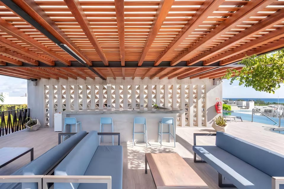 Lounge or bar