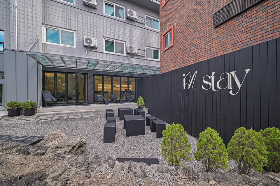 Property building, Balcony/Terrace