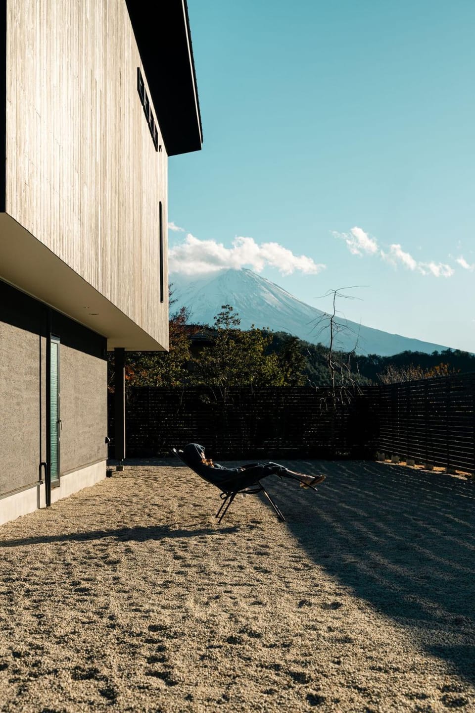 Property building, Day, Natural landscape, Mountain view