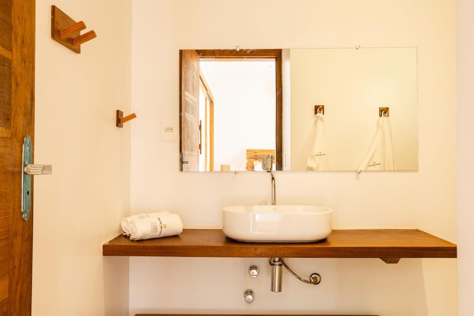 Bathroom, towels