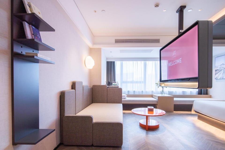 Atour Hotel Wuhan Wuchang Zhongnan Road Hotel in Wuhan