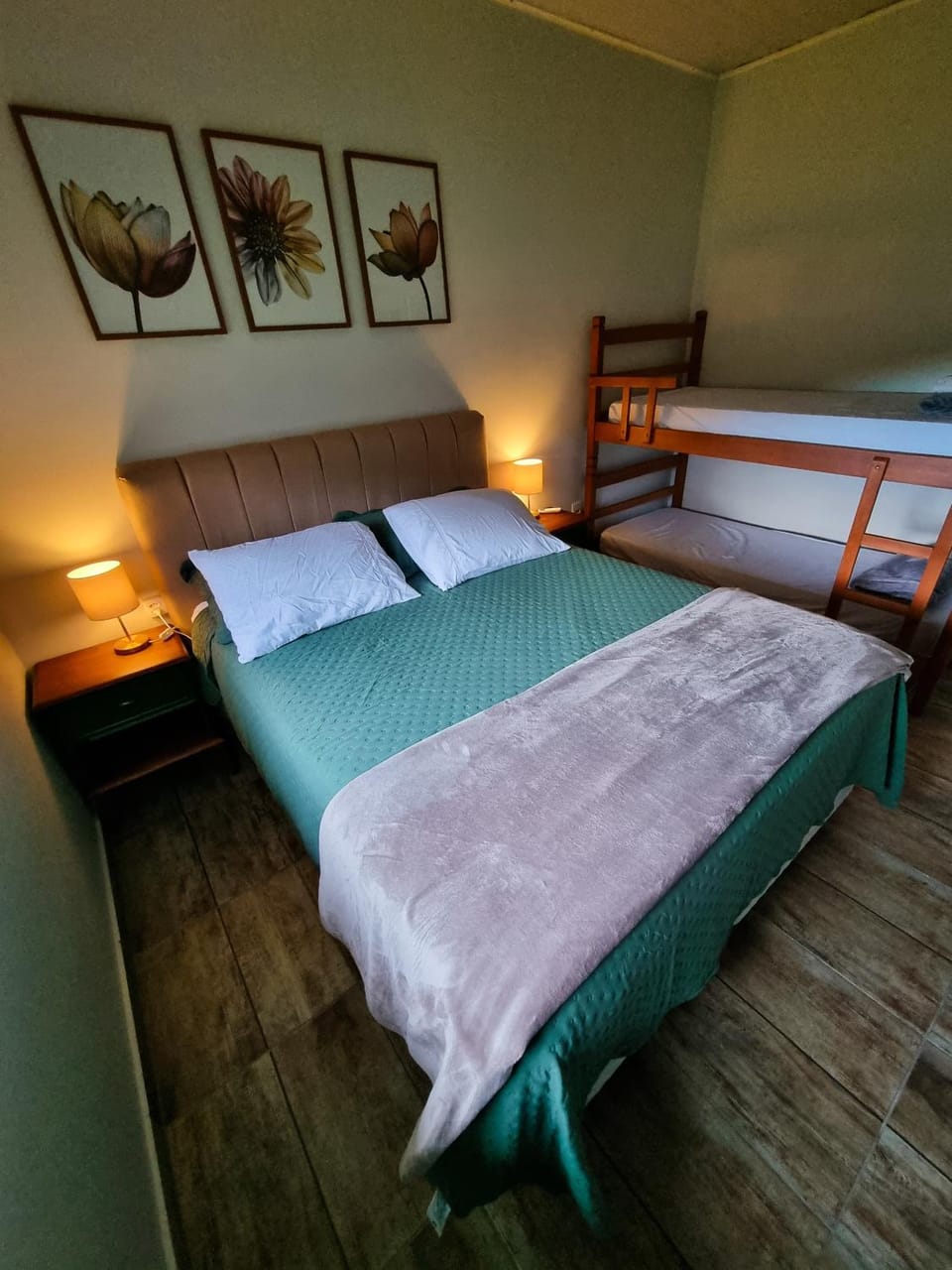 Bed, Bedroom, bunk bed