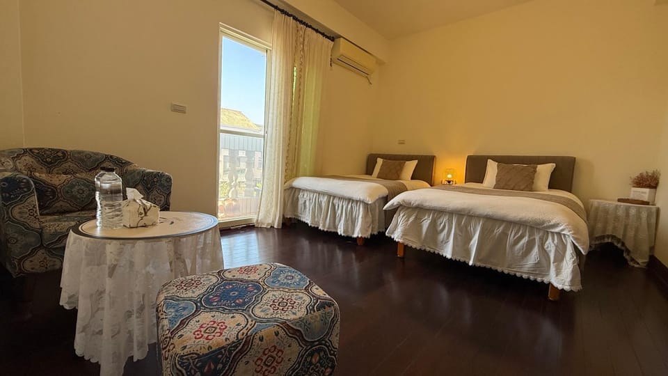 Photo of the whole room