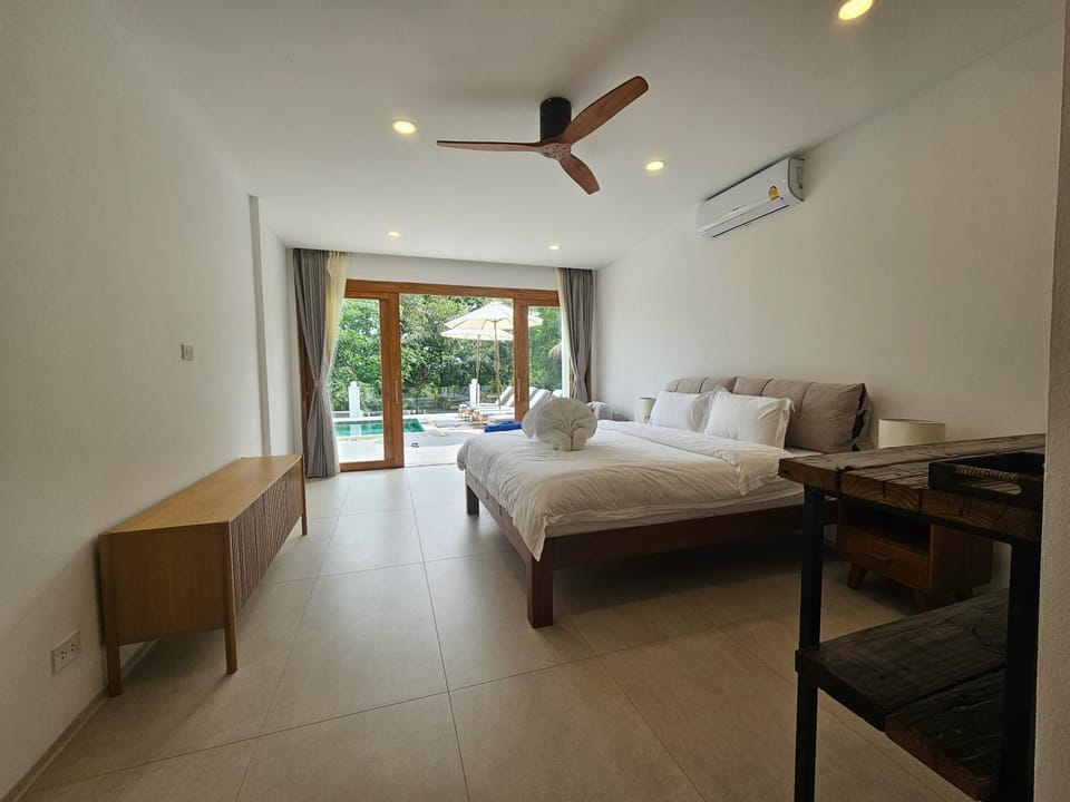 8 Bedroom Monkey Villa Room 203 Apartment hotel in Ko Samui