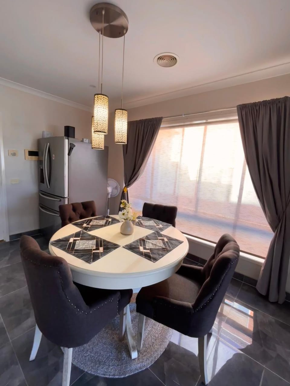 Mahzan on Dromana Room 2 Vacation rental in Truganina
