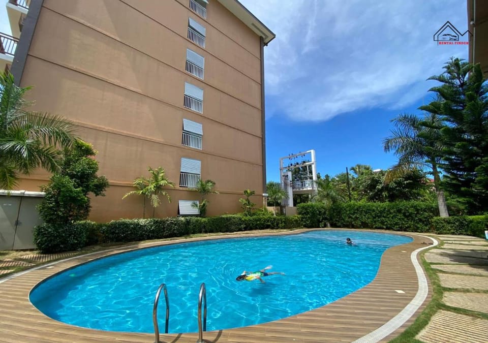 Property building, Day, Garden, Garden view, Pool view, Swimming pool, Swimming pool