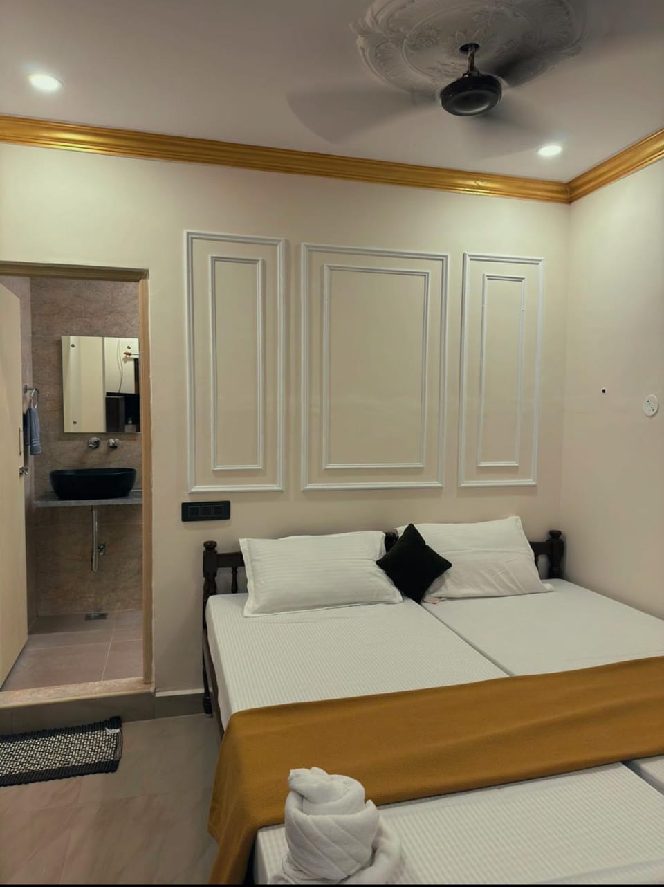 Sea waves Bed and Breakfast in Tamil Nadu