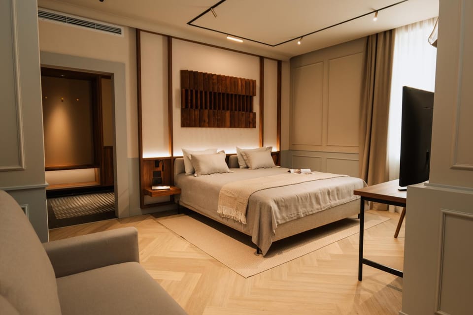 TV and multimedia, Living room, Bedroom, minibar
