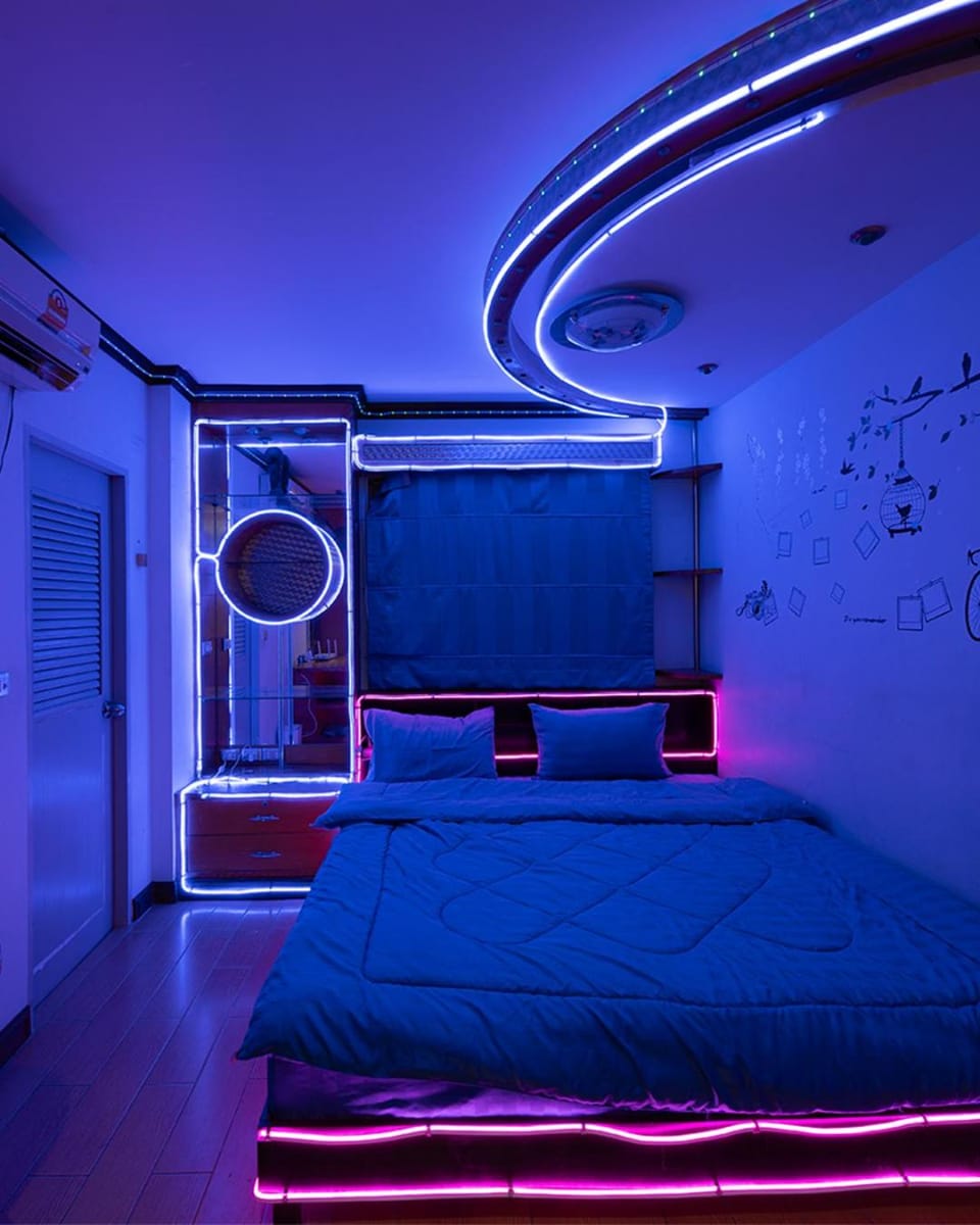 Bed, Bedroom