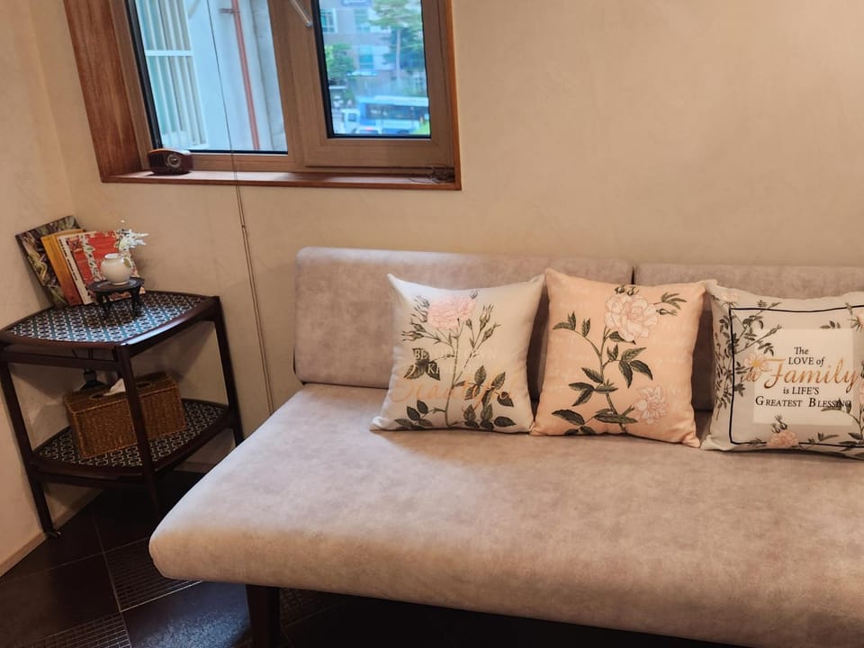 Naseonjae-Namsan Tower Bed and Breakfast in Seoul