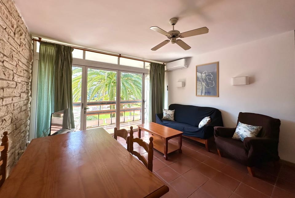 Home Ibiza Salou Apartment in Salou